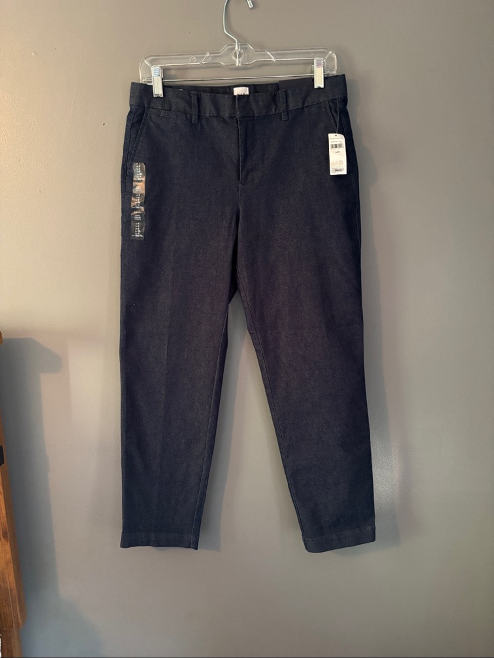 NWT GAP slim city crop pants jeans * sz 4 R *